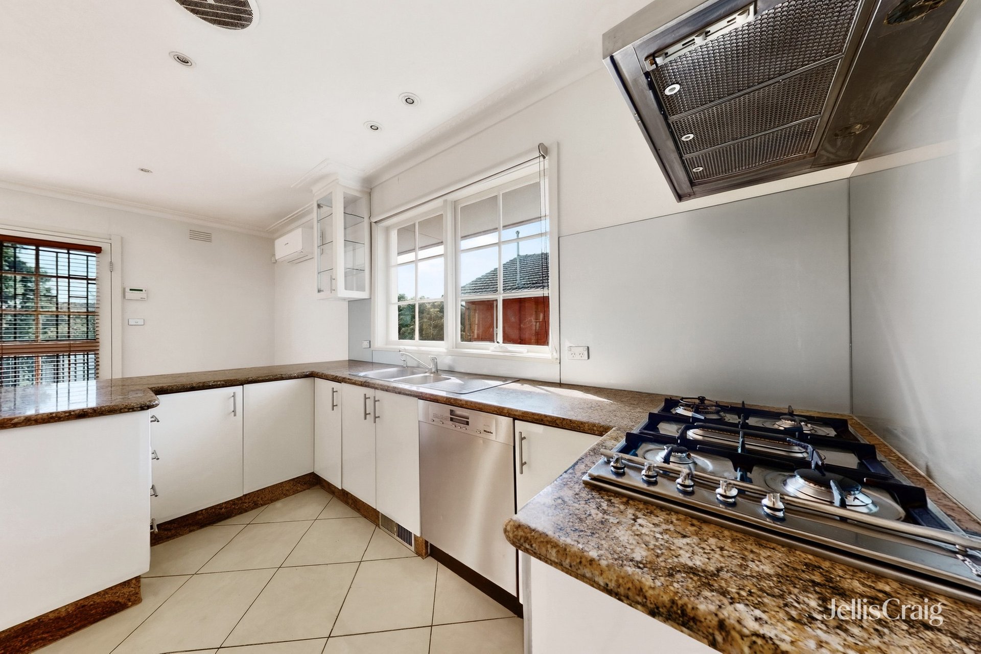 26 Kelvinside Street, Balwyn&nbsp;North image 4