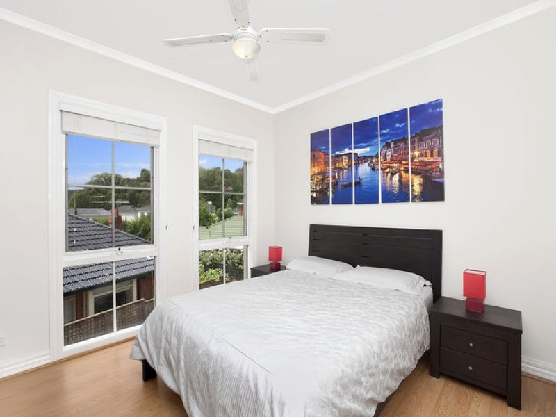Property Gallery Thumbnail 6