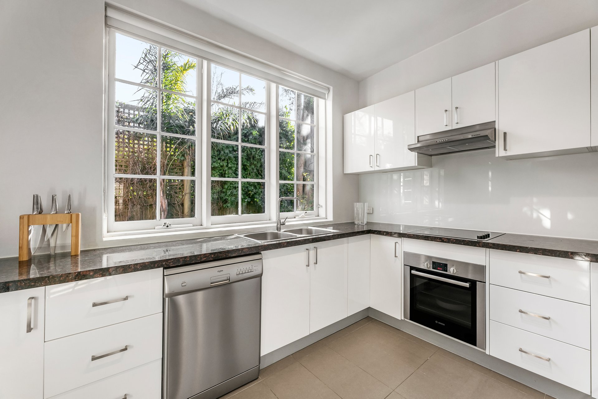 Property Gallery Thumbnail 5