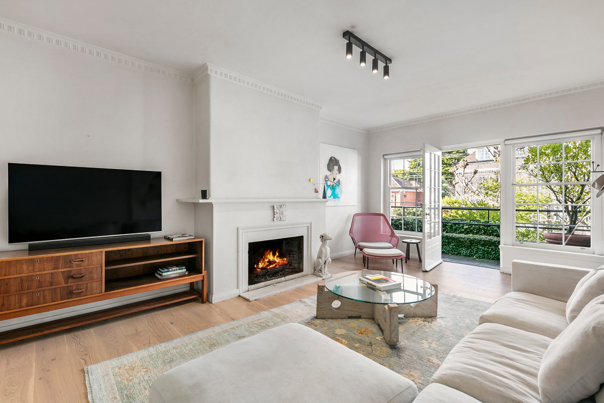 Property Gallery - Main Image