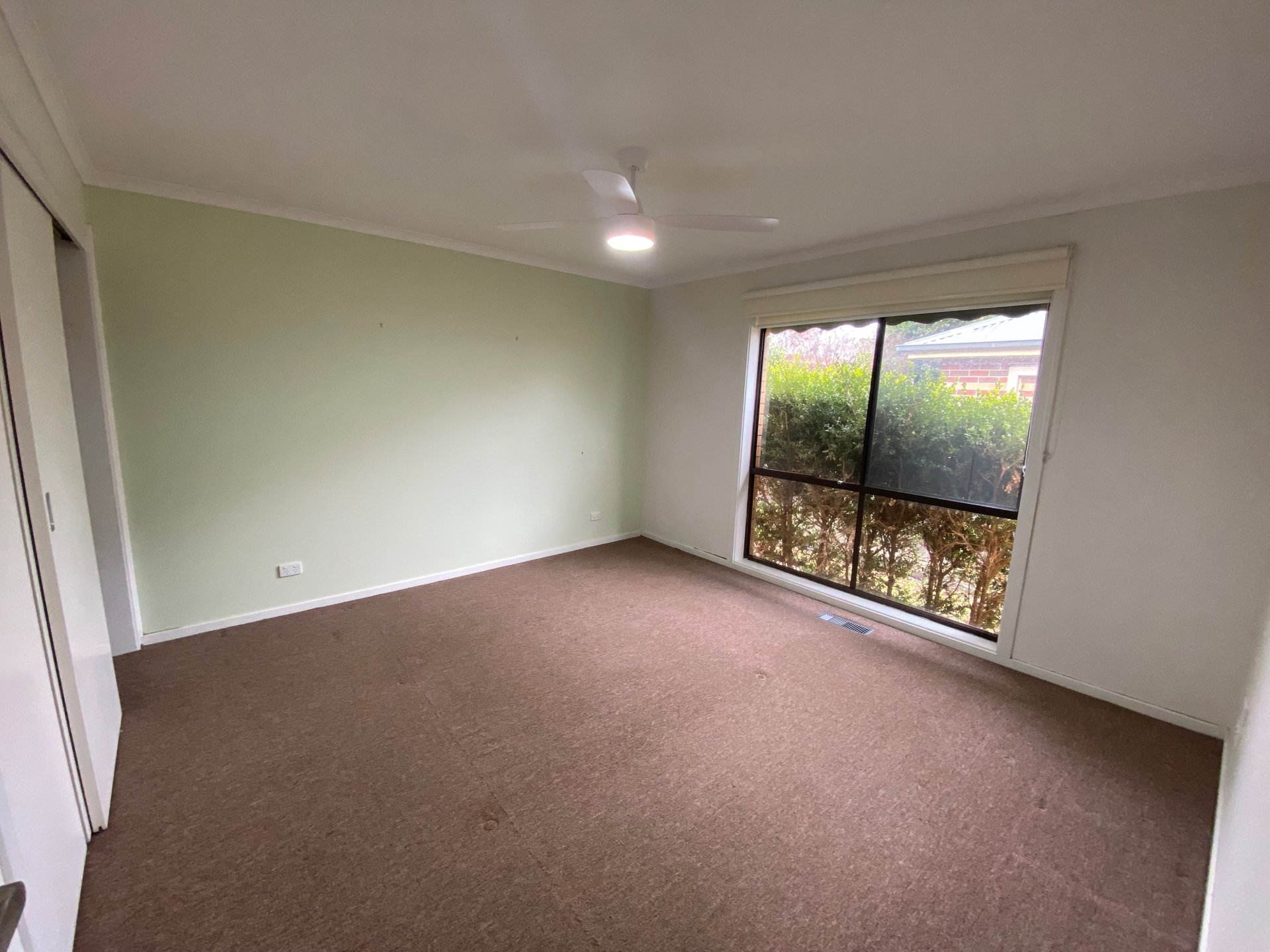 2/6 Langley Street, Ringwood East image 5