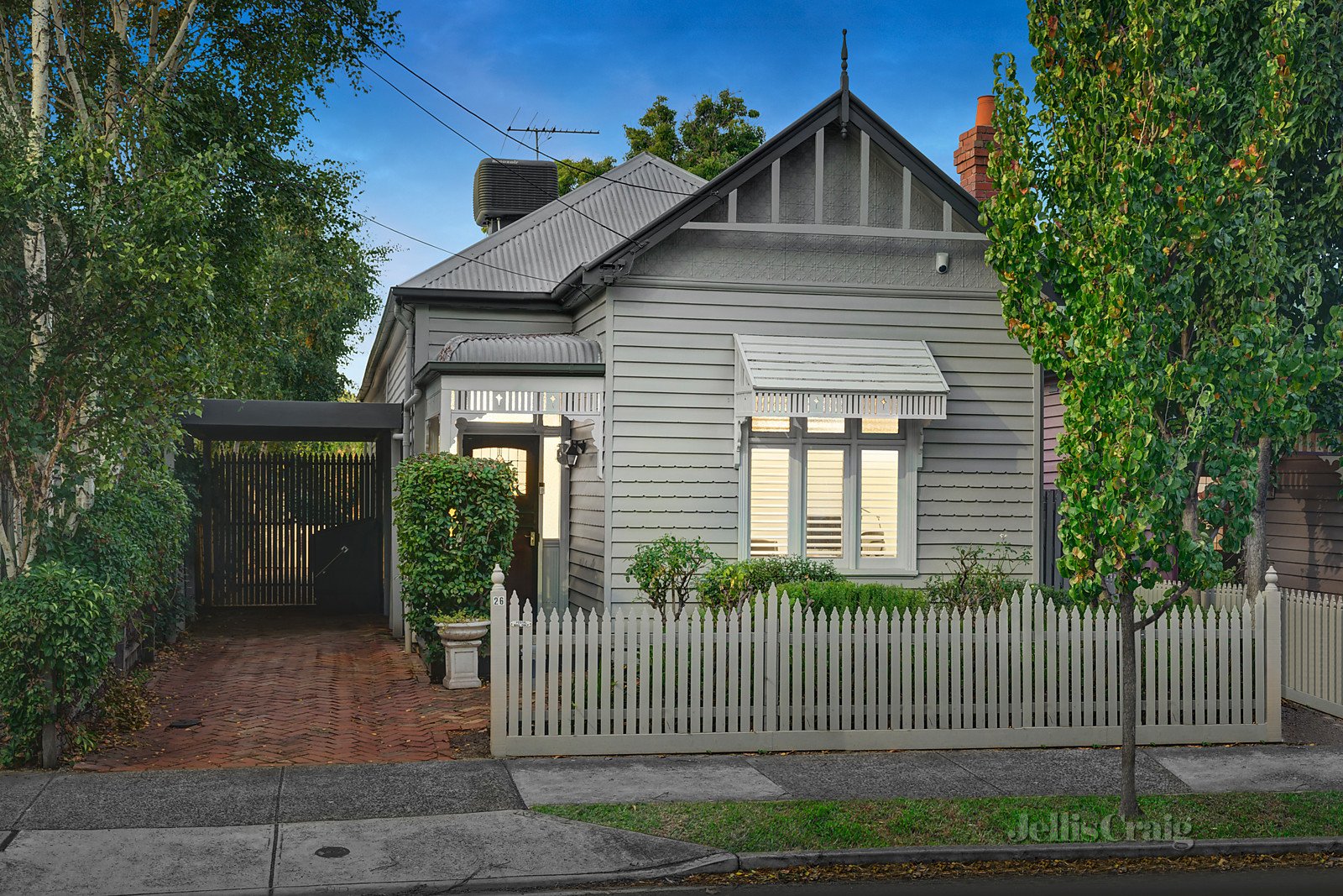 26 Langridge Street, Fairfield image 1