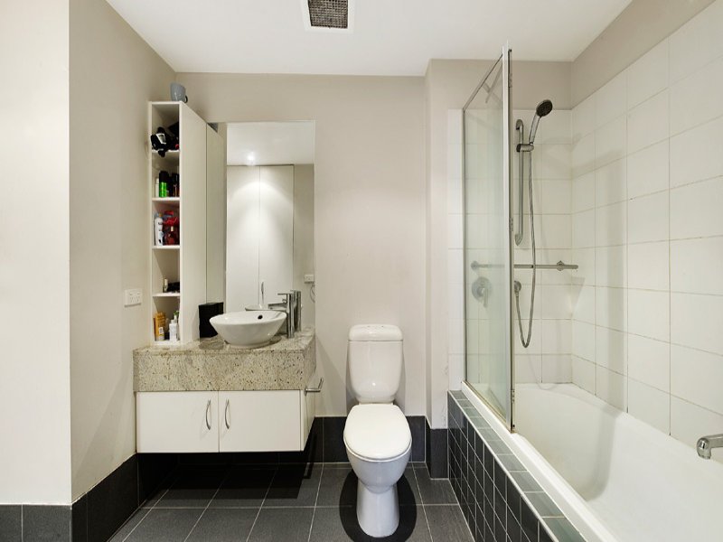 2/6 Lansdowne Road, St Kilda East image 5