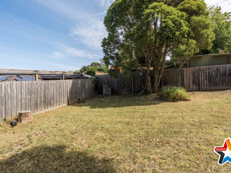 26 Lansell Road, Mooroolbark image 11