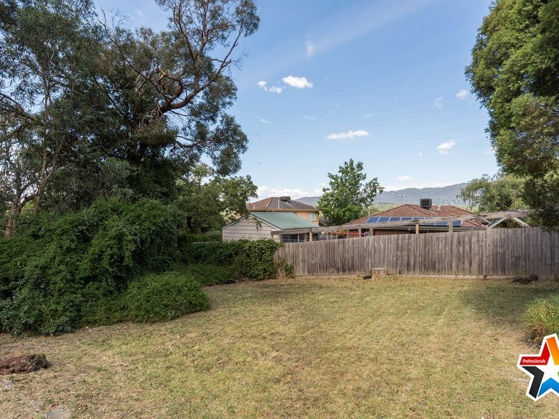 26 Lansell Road, Mooroolbark image 12