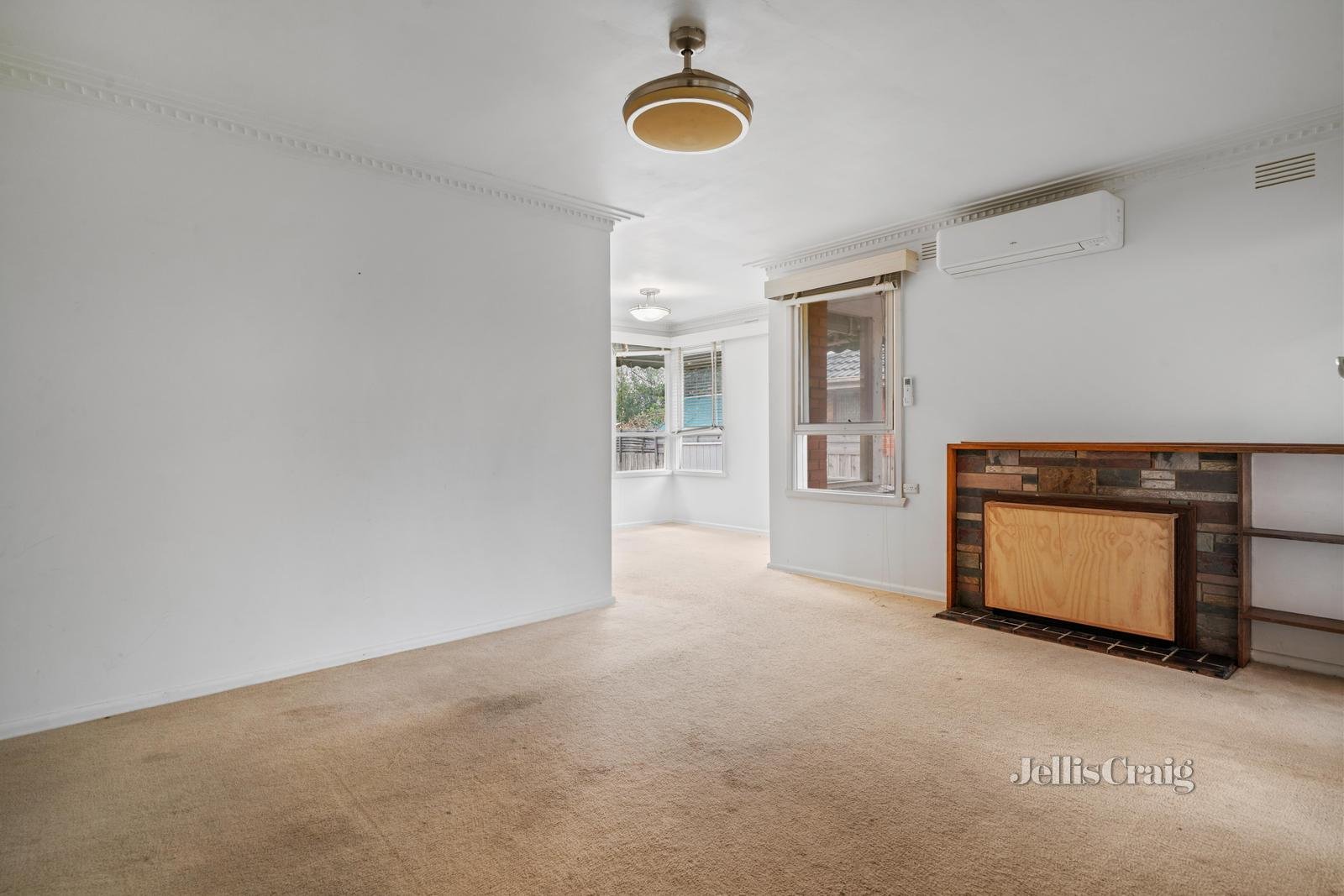 26 Lantana Street, Blackburn North image 2