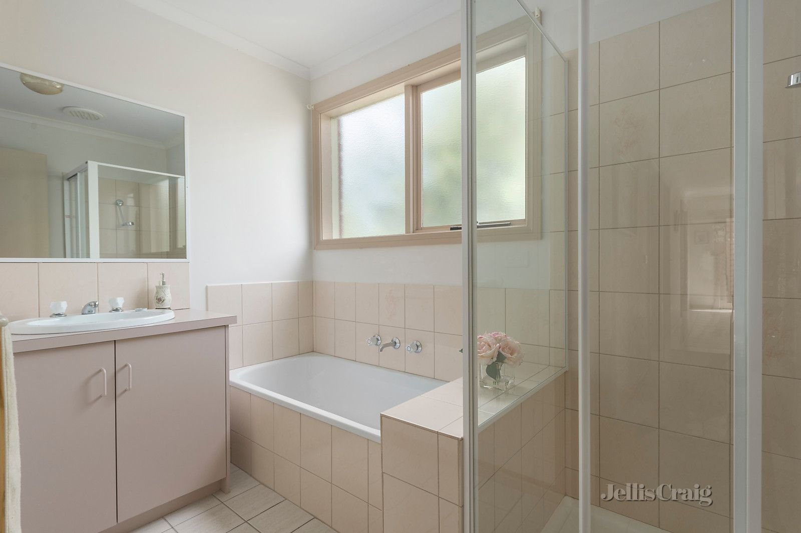 2/6 Maggs Street, Doncaster East image 6