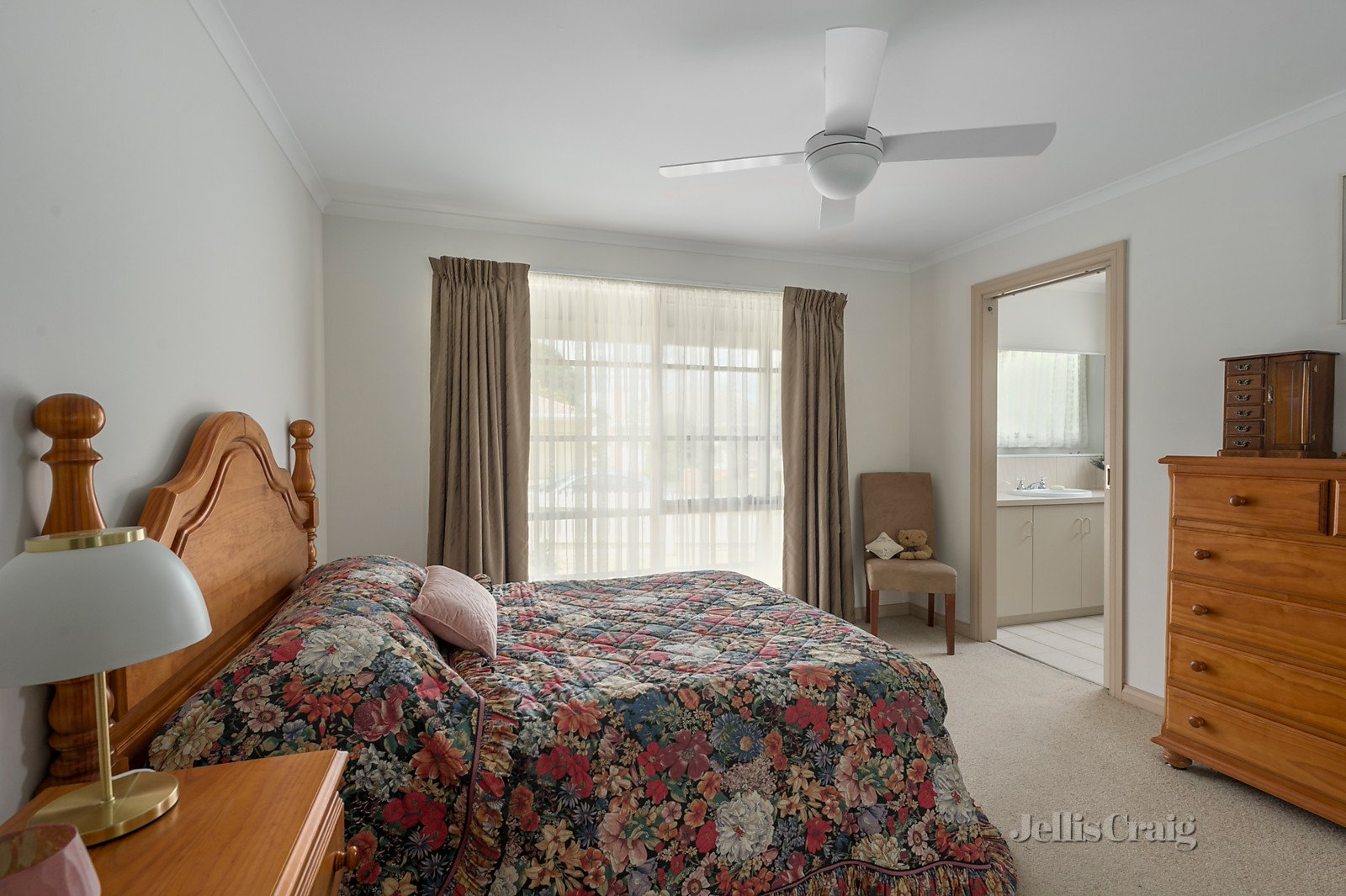 2/6 Maggs Street, Doncaster East image 3