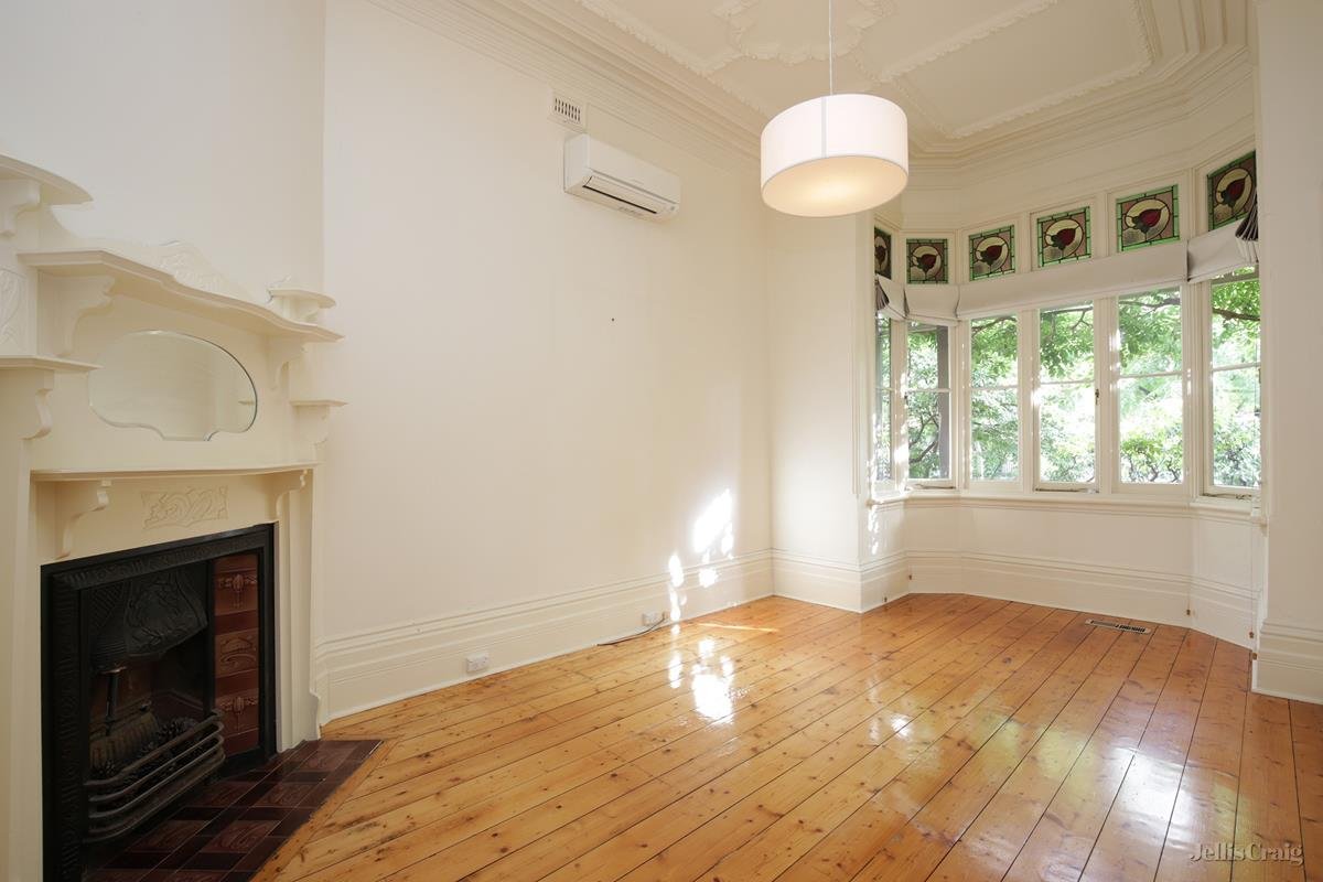 26 Malakoff Street, Caulfield North image 4