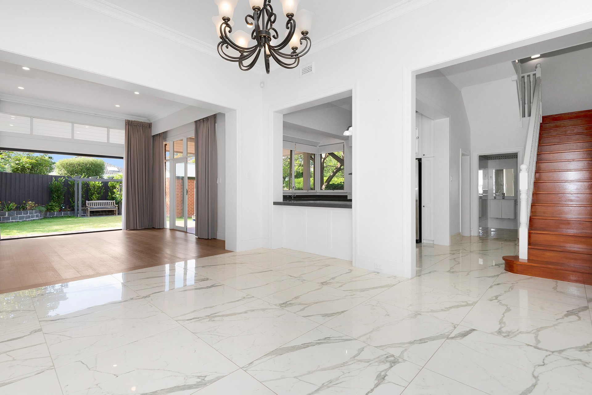 Property Gallery Thumbnail 6