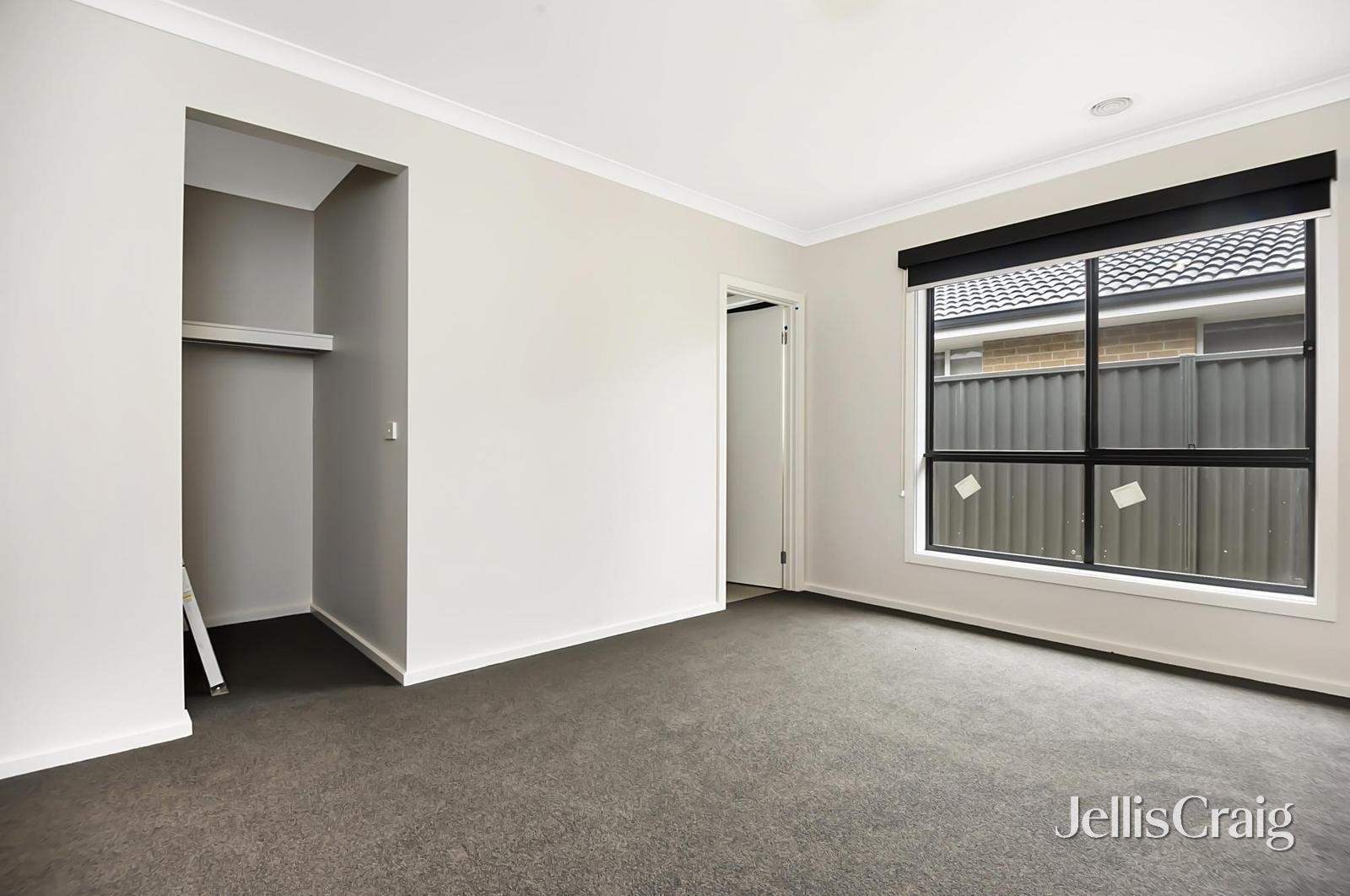 26 Marxsen Parade, Lucas image 5