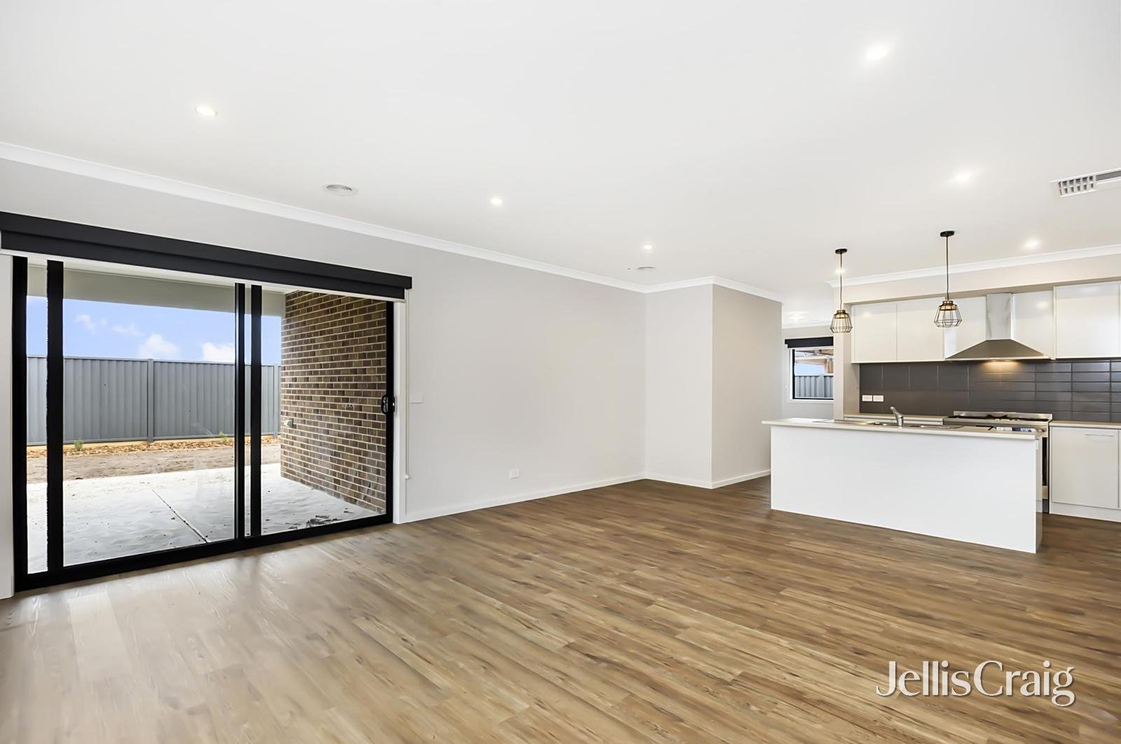 26 Marxsen Parade, Lucas image 4