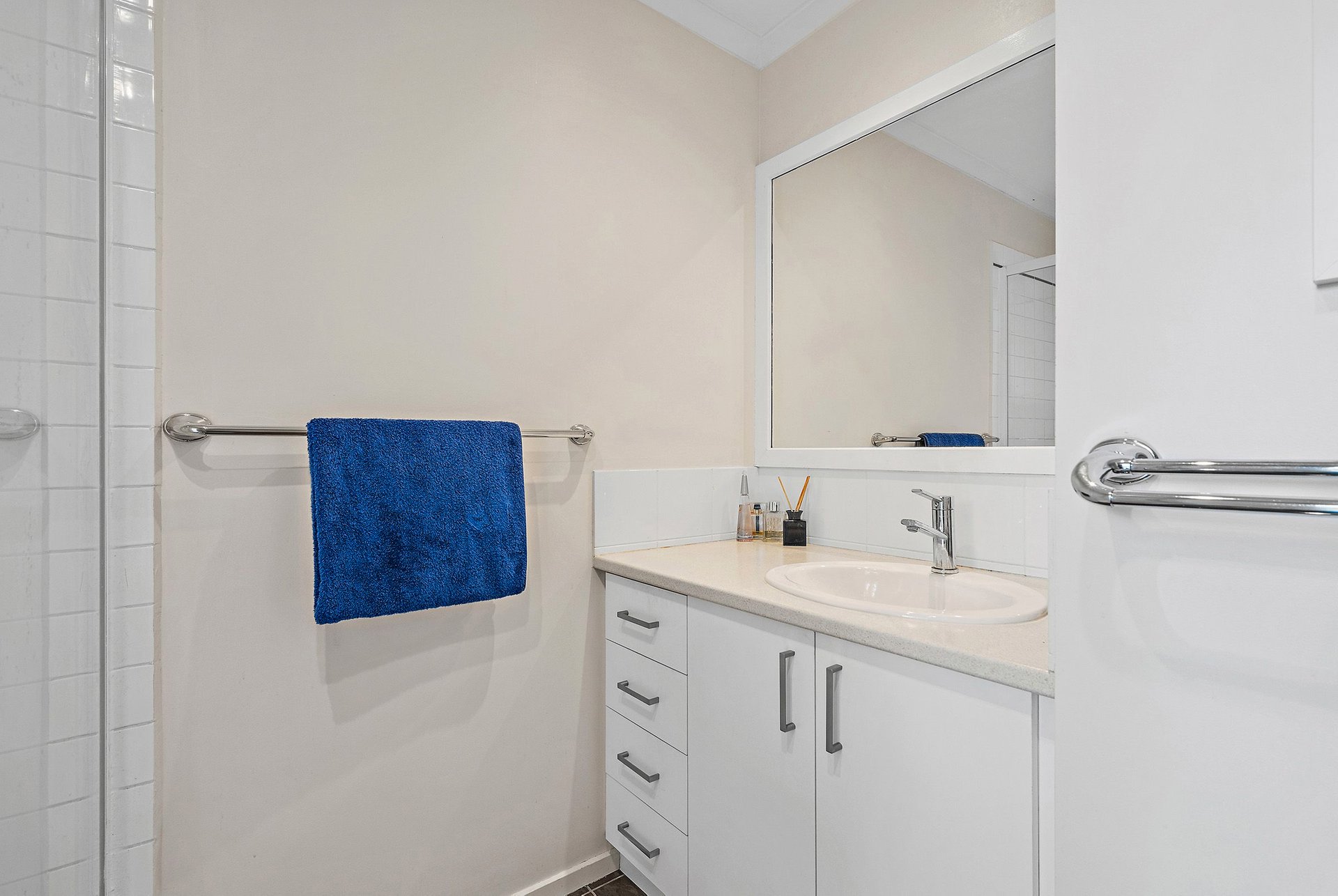 26 Masefield Avenue, Mooroolbark image 5