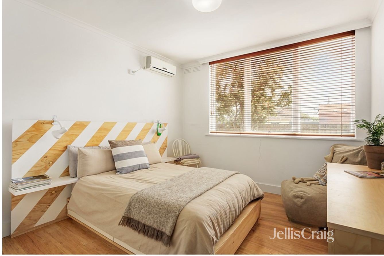 2/6 McKay Street, Coburg image 3