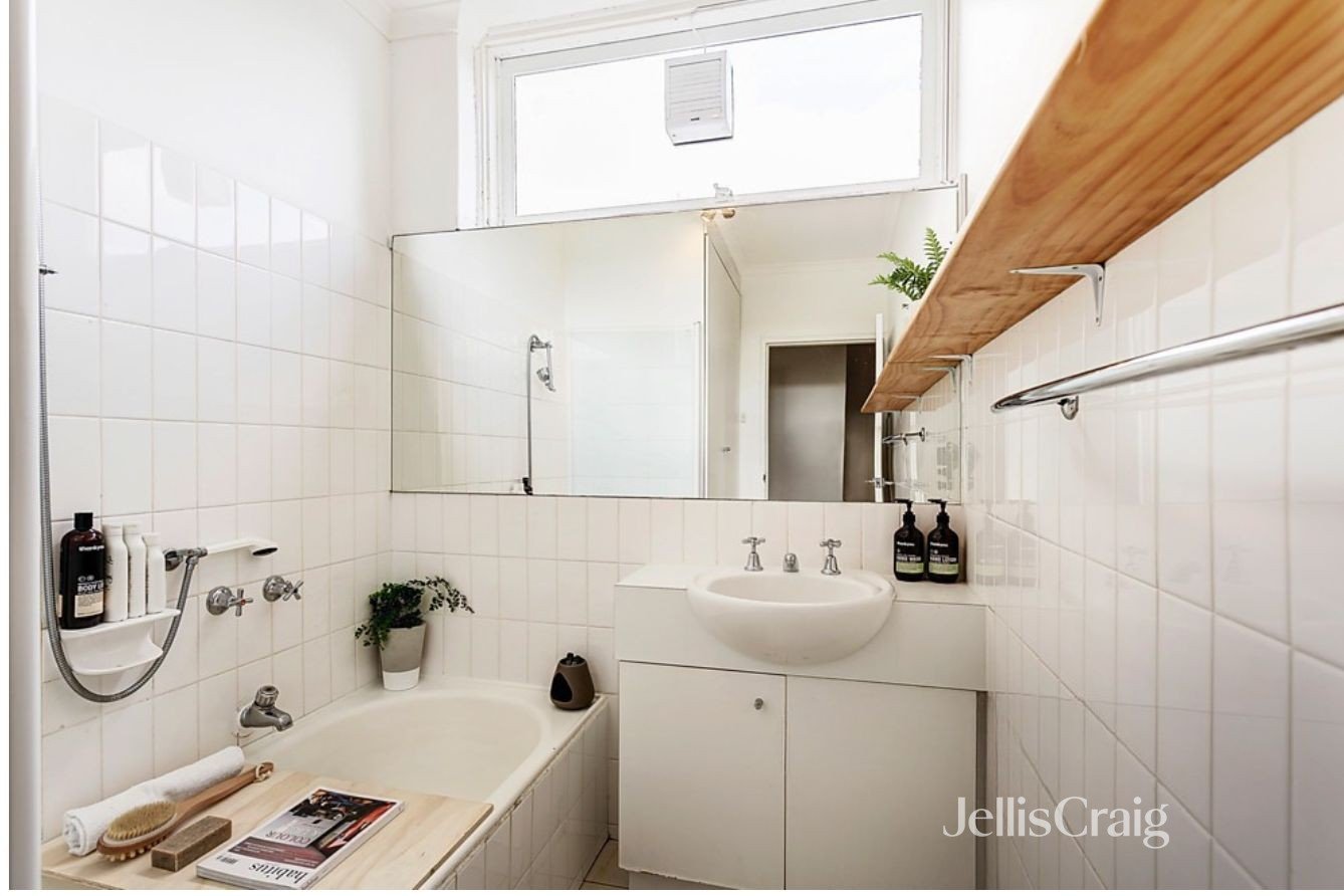 2/6 McKay Street, Coburg image 5