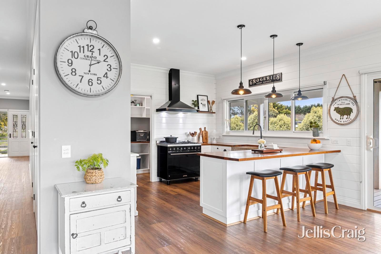 26 McMahons Road, Glenlyon image 4