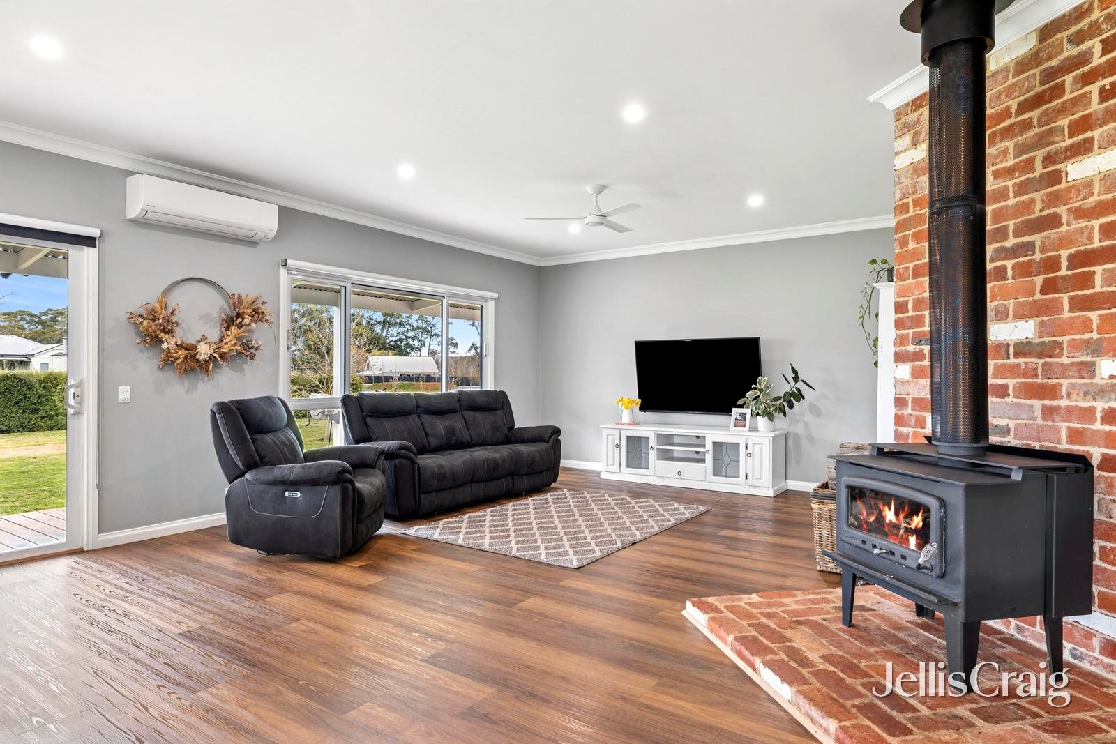 26 McMahons Road, Glenlyon image 6
