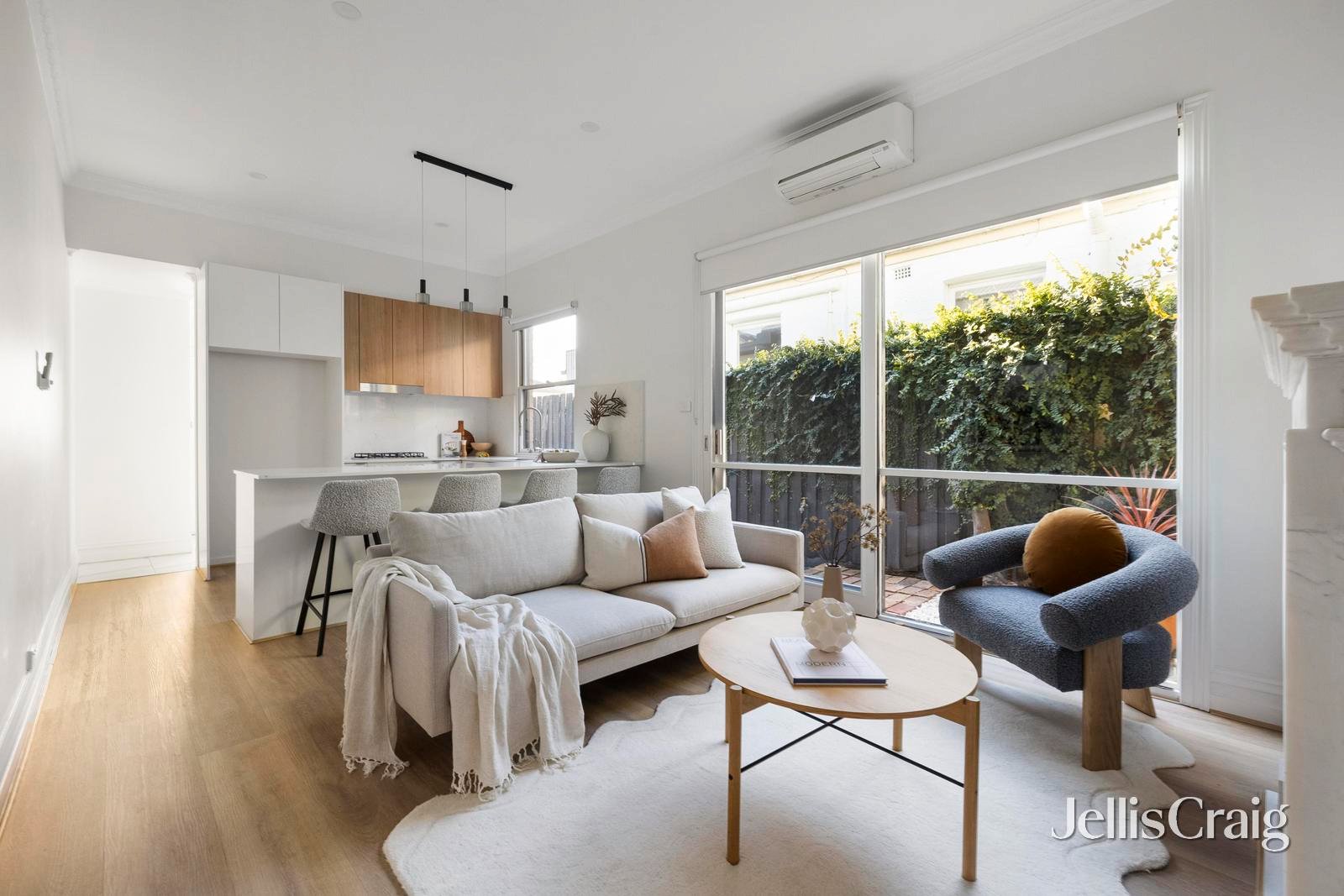 26 Mills Street, Albert Park image 3