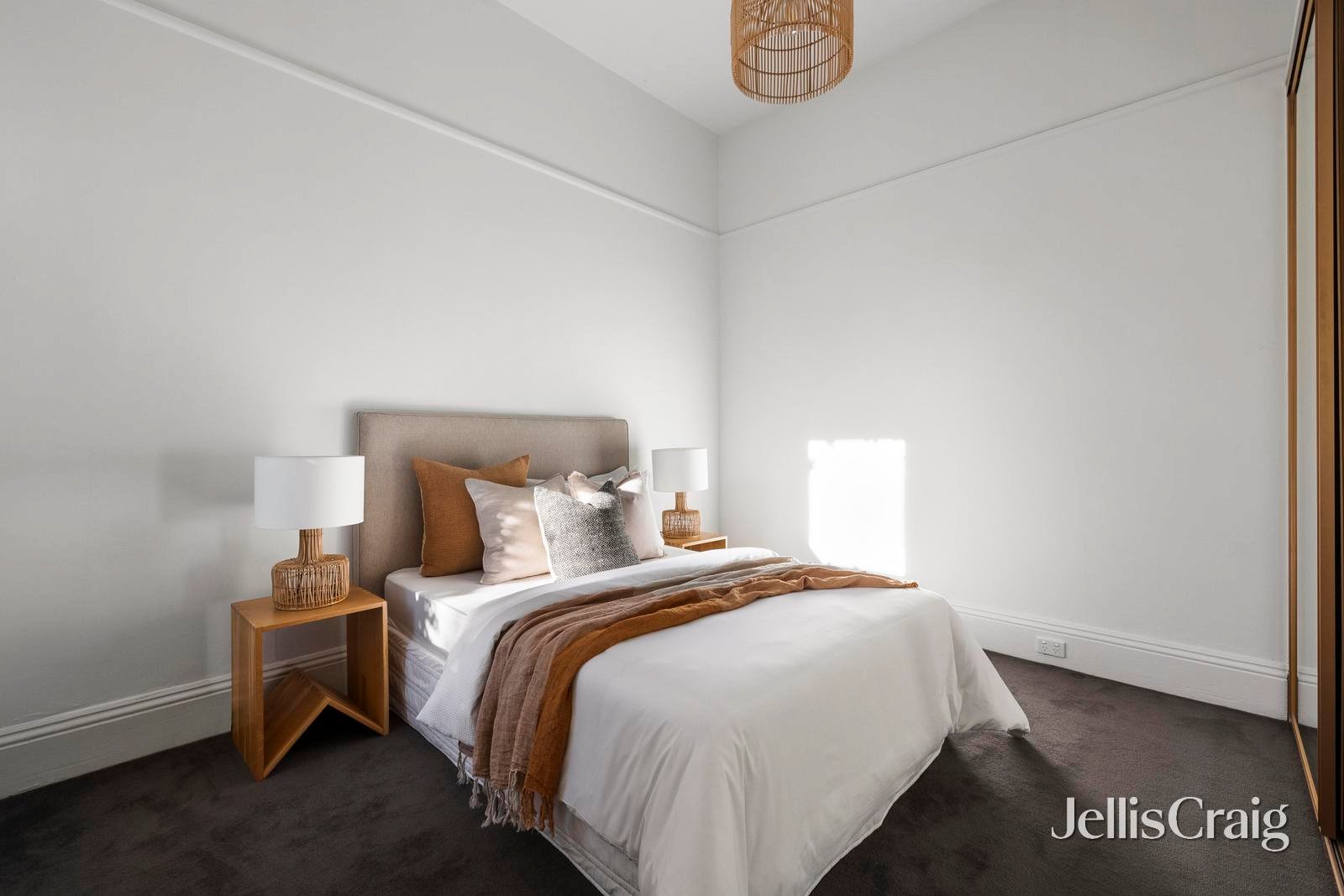 26 Mills Street, Albert Park image 10