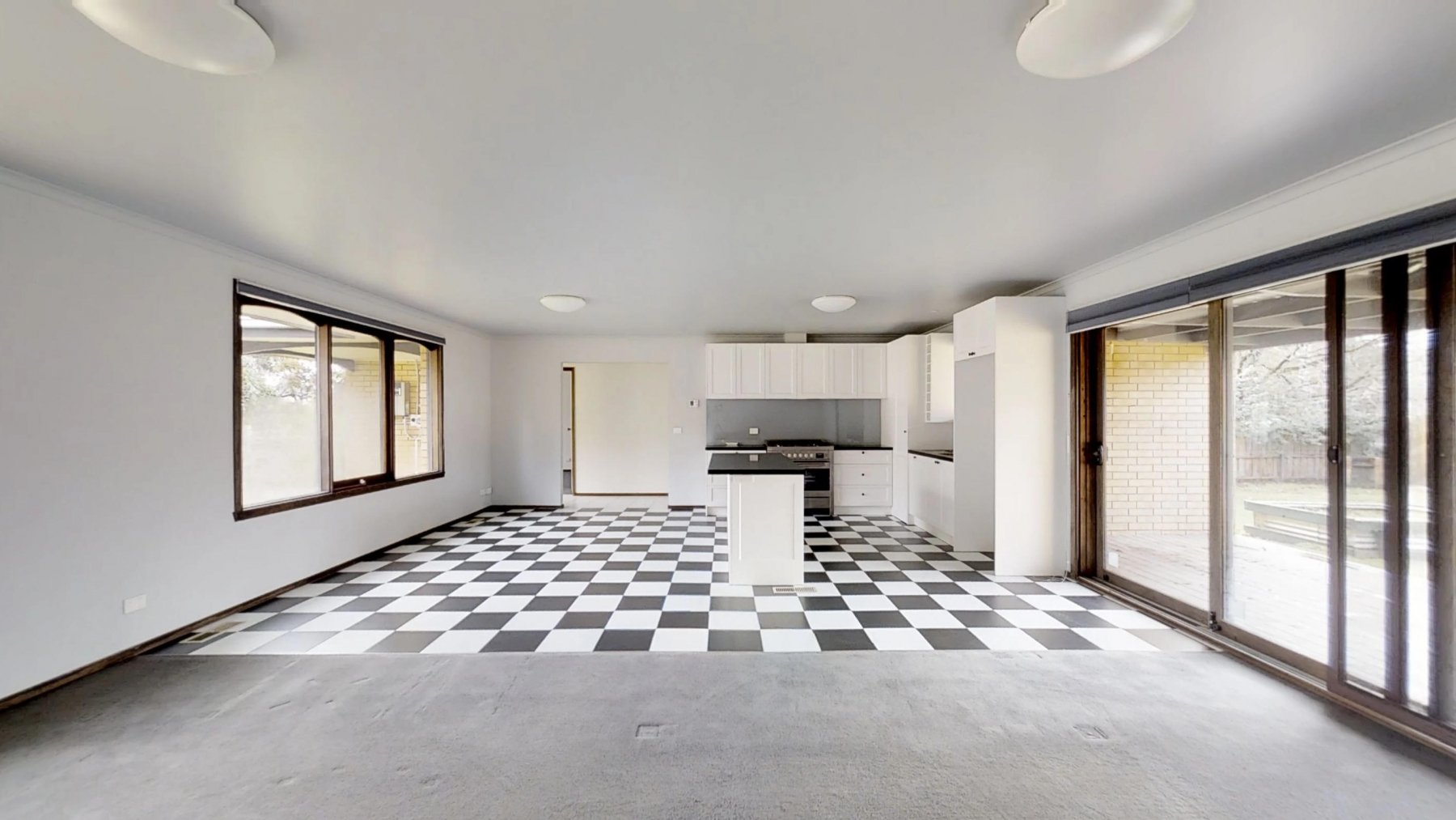Property Gallery Thumbnail 3