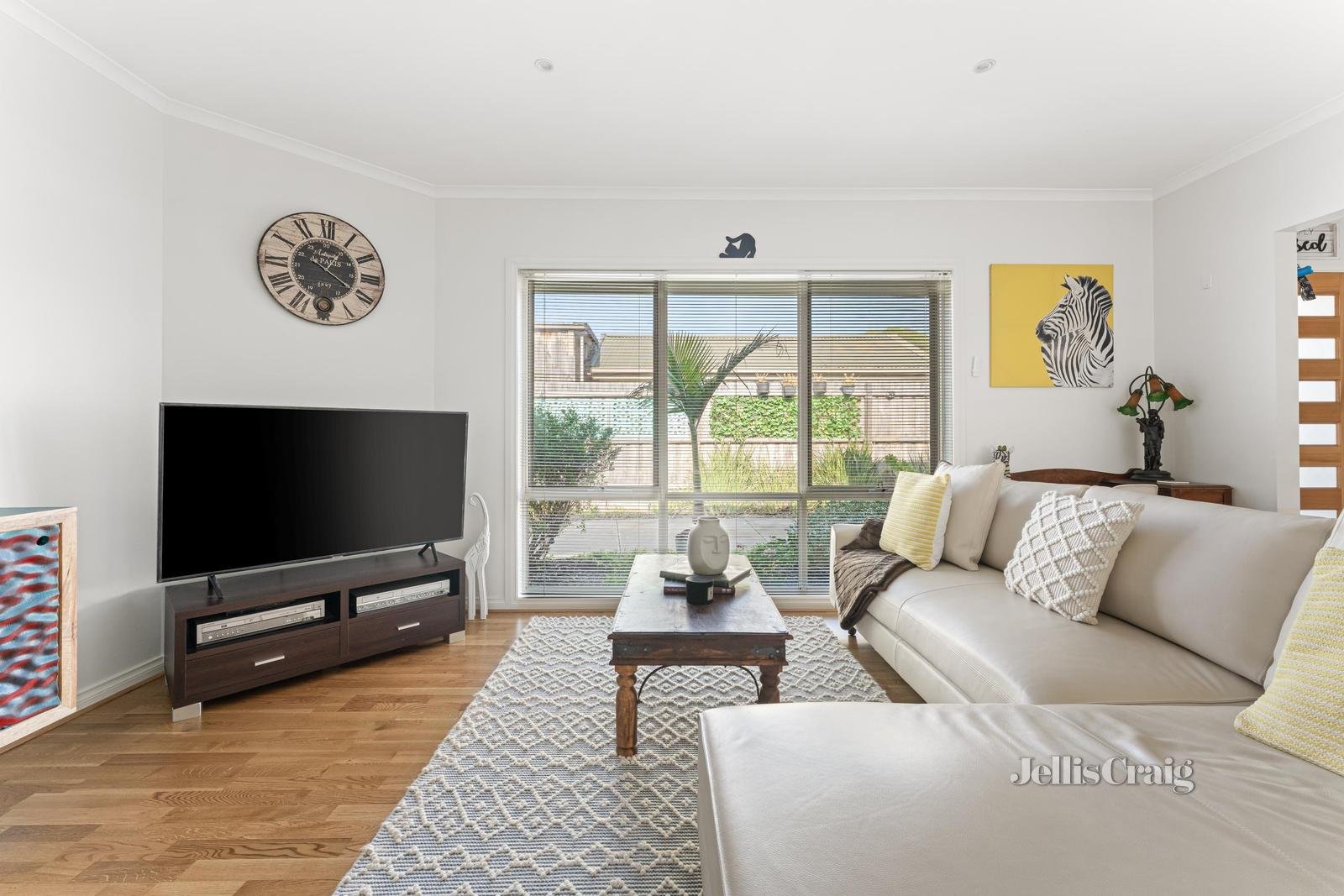 2/6 Munro Avenue, Edithvale image 2