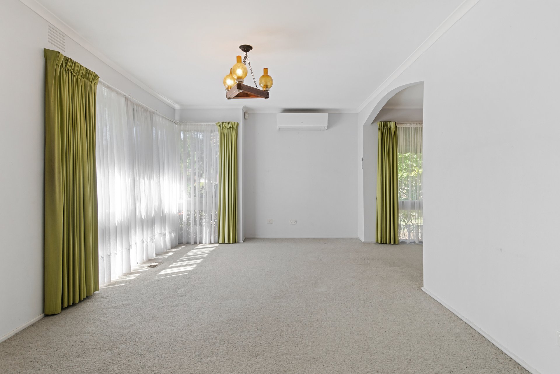 26 Myoora Drive, Mooroolbark image 2