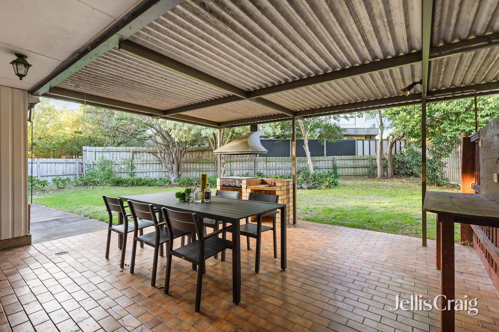 26 Myrtle Street, Bentleigh image 2