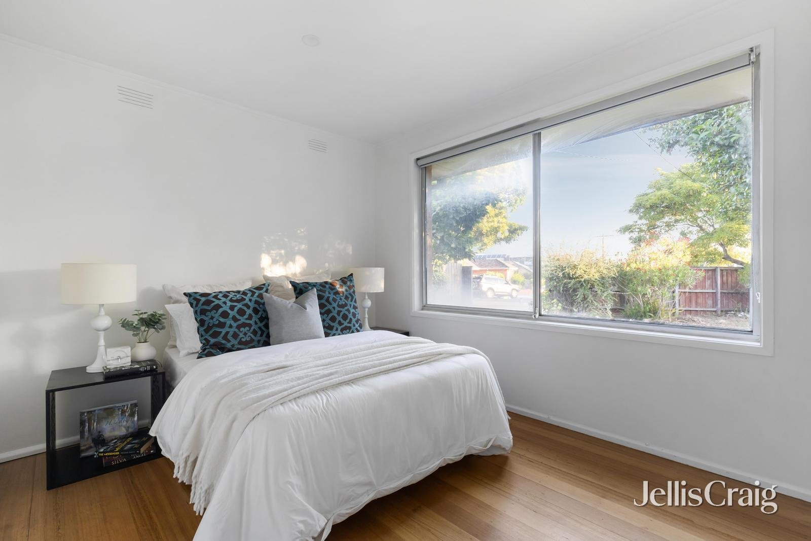26 Myrtle Street, Bentleigh image 10
