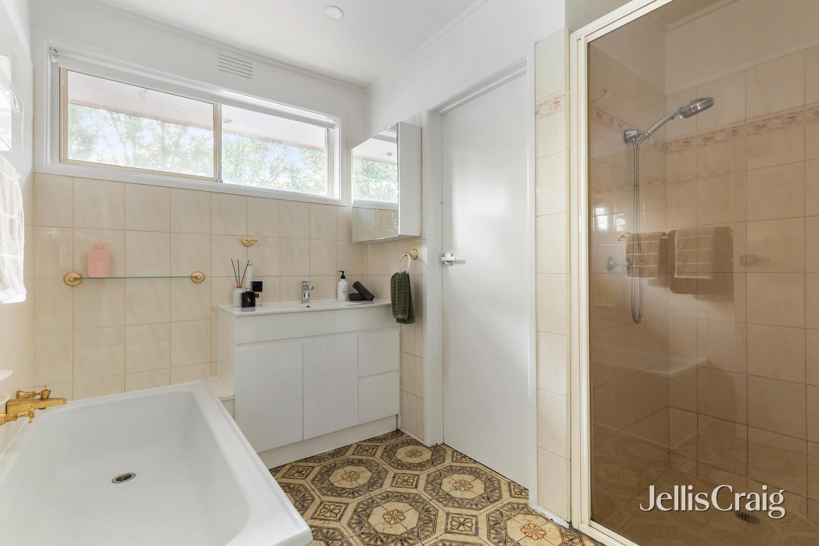 26 Myrtle Street, Bentleigh image 12