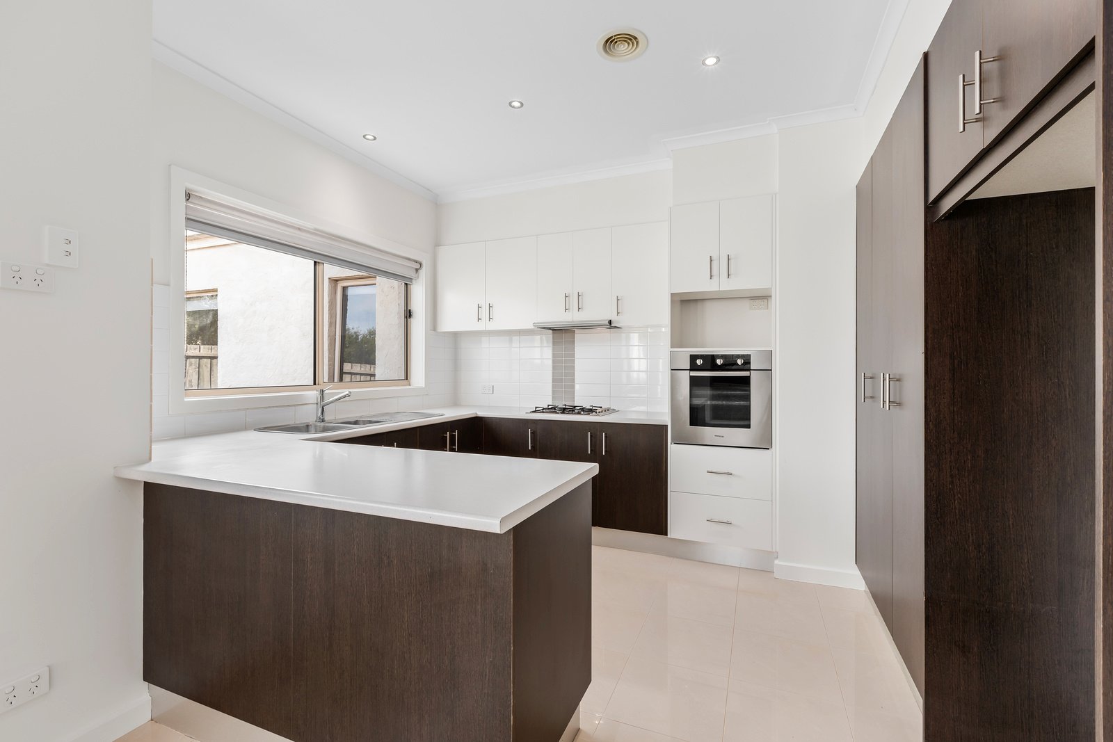 Property Gallery Thumbnail 2