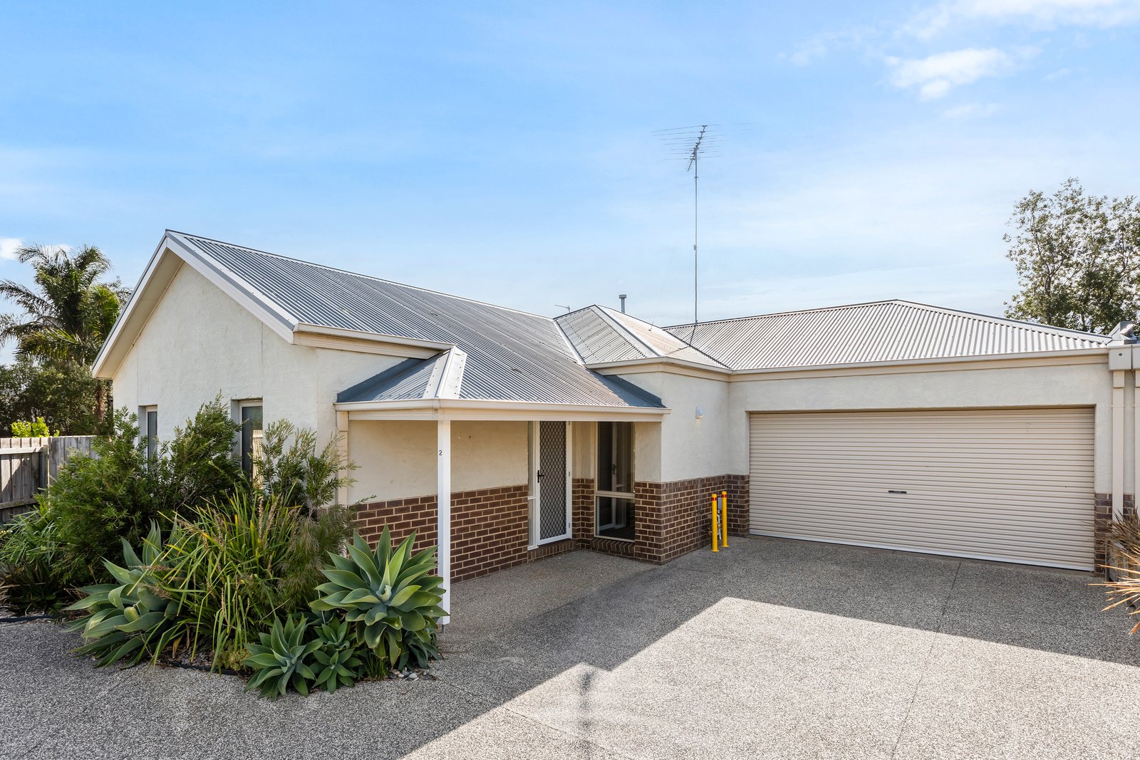 Property Gallery Thumbnail 8