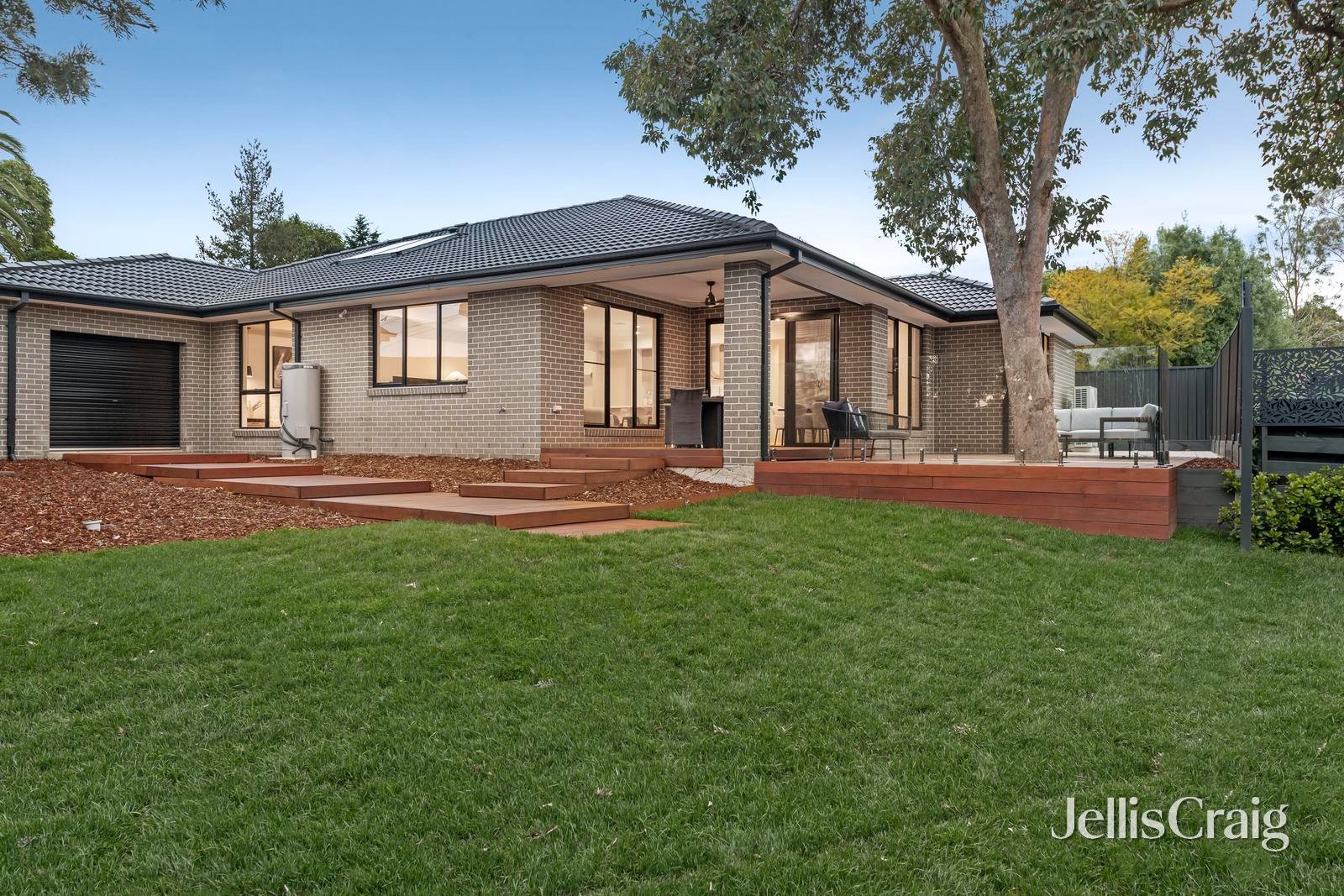 26 Nicholson Street, Ringwood East image 15