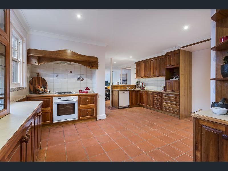 Property Gallery Thumbnail 4