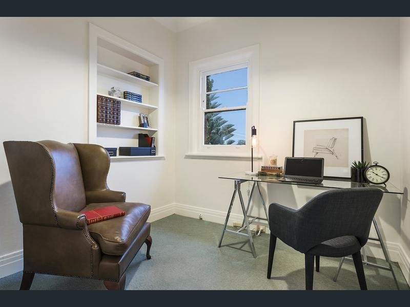 Property Gallery Thumbnail 8