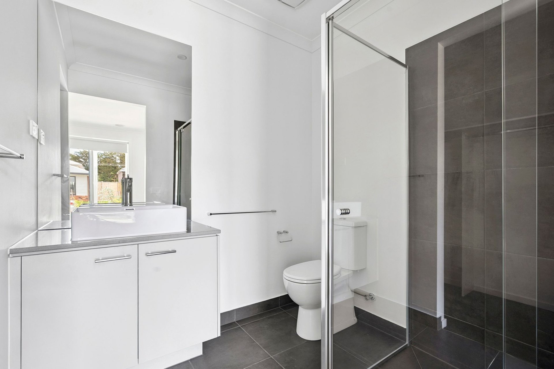 26 Paradise Circuit, Armstrong Creek image 5