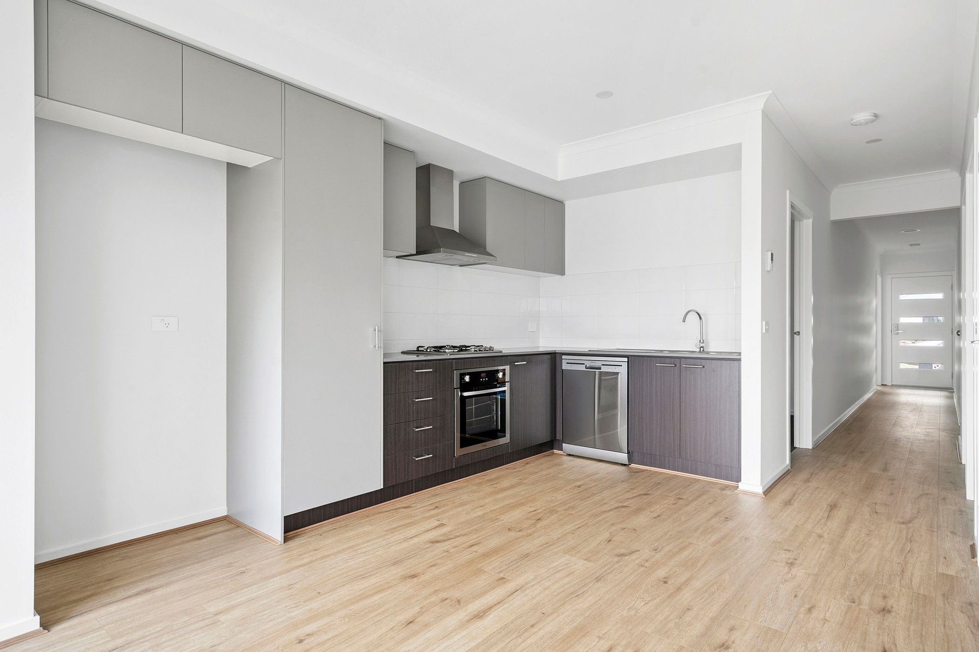 26 Paradise Circuit, Armstrong Creek image 2