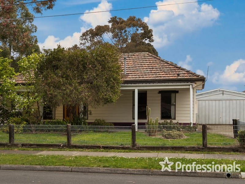 26 Parrs Road, Croydon image 1