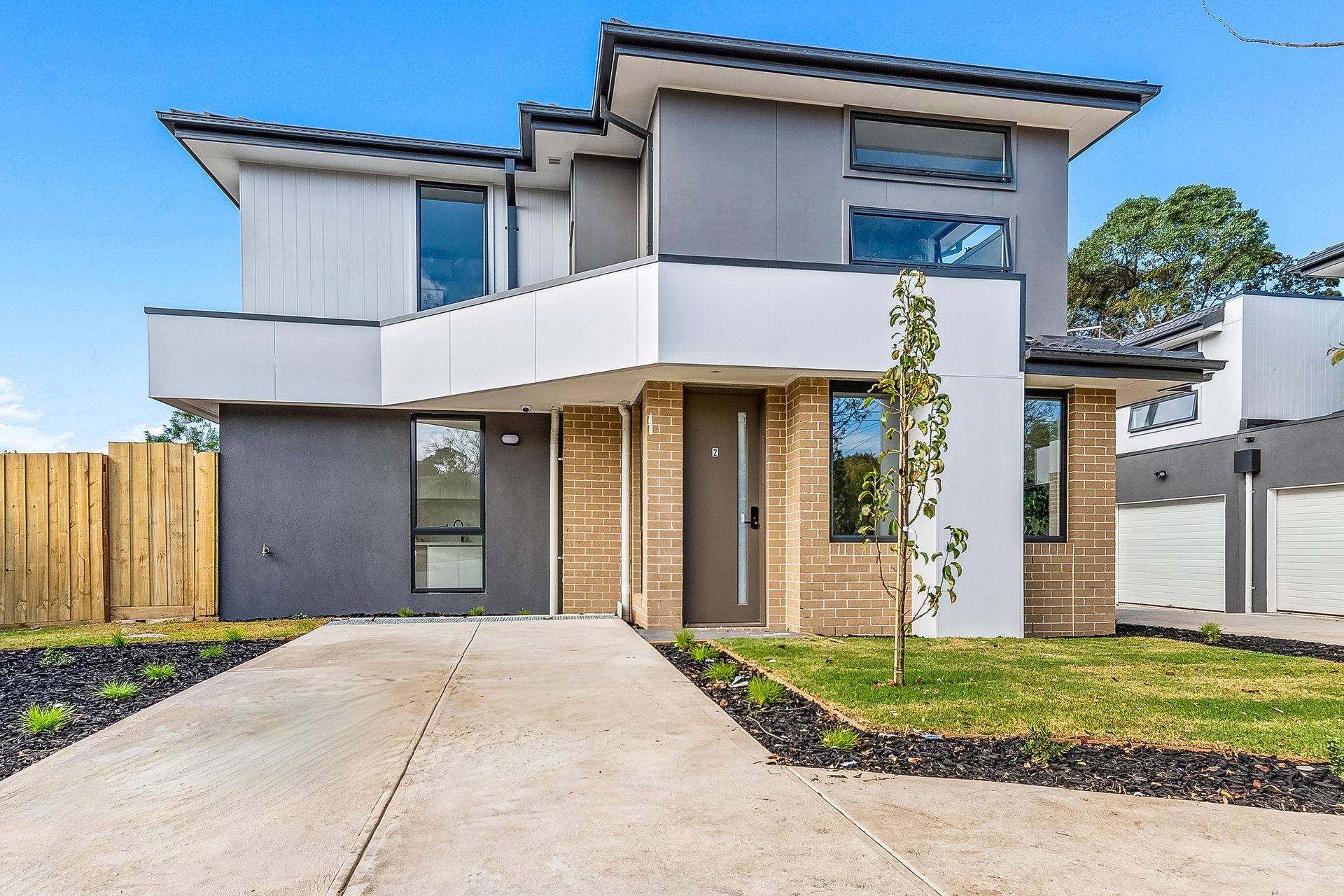 2/6 Patrick Court, Airport West VIC 3042