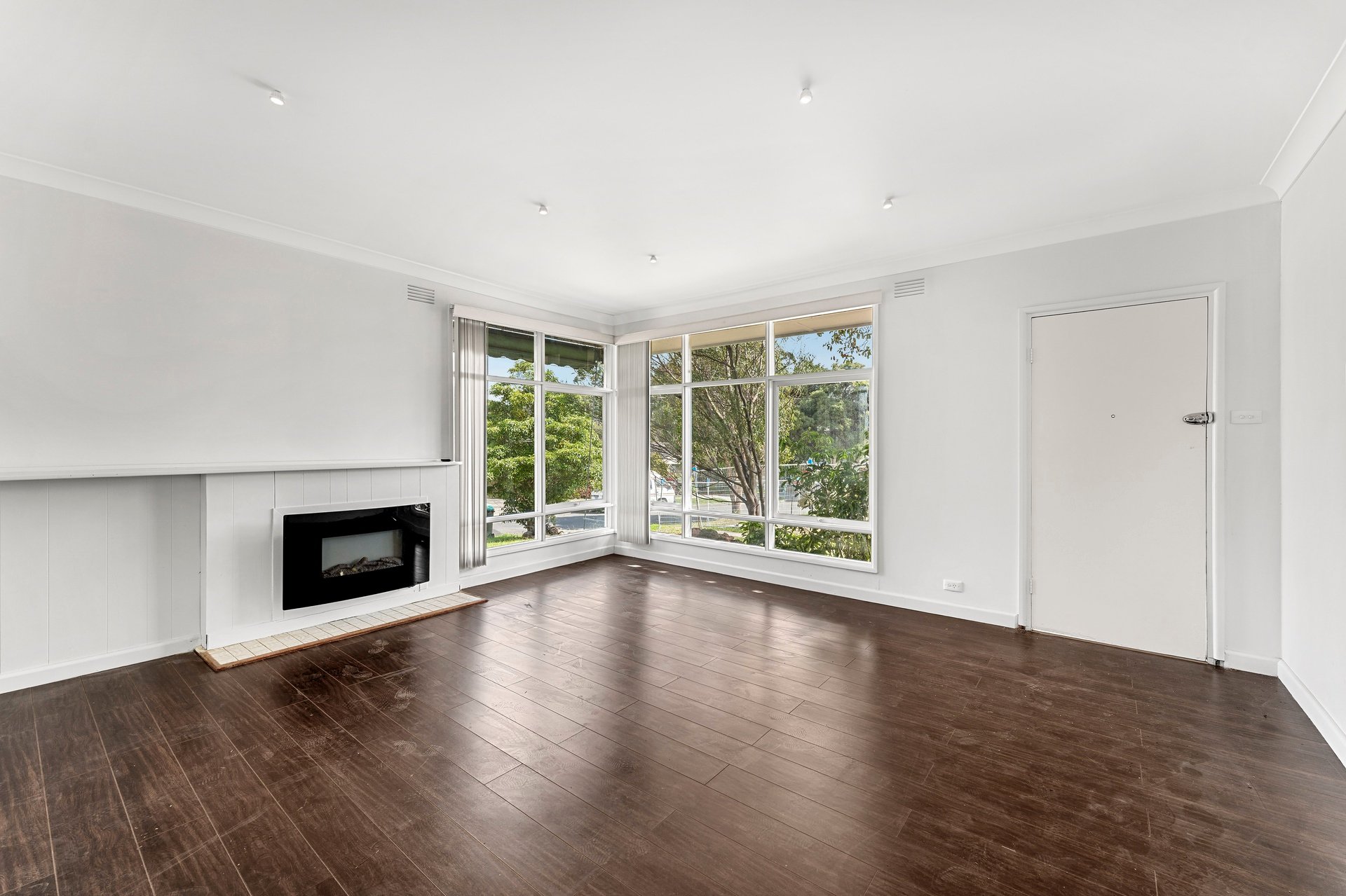 26 Paula Crescent, Doncaster East image 2