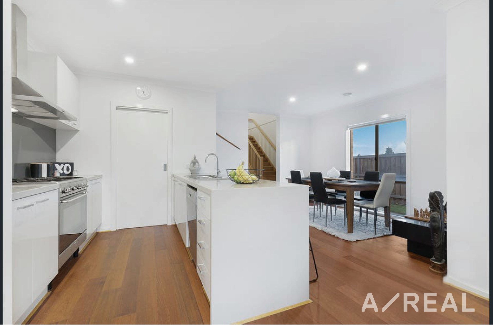 26 Penelope Close, Cranbourne North VIC 3977