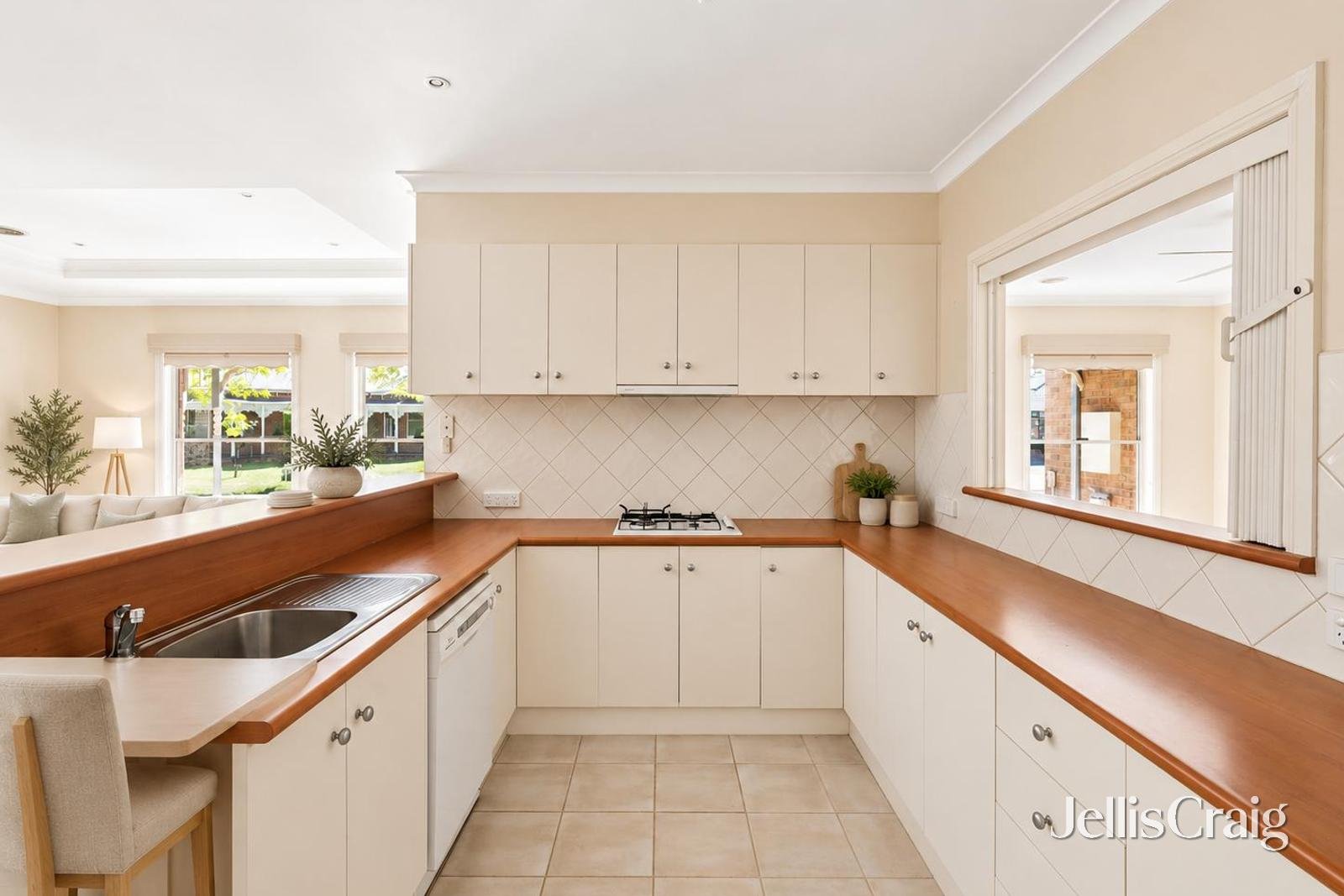 26 Pineview Court, Lara image 5