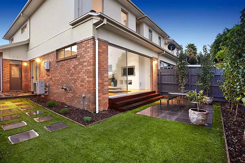 26 Prospect Street, Essendon West image 9