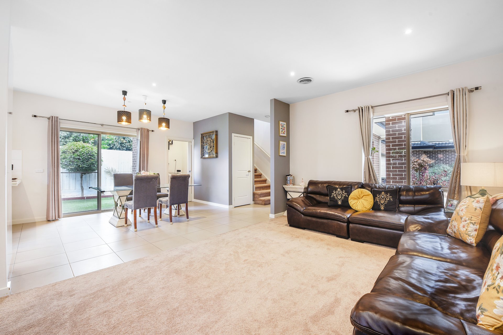 2/6 Roberts Avenue, Mulgrave image 1