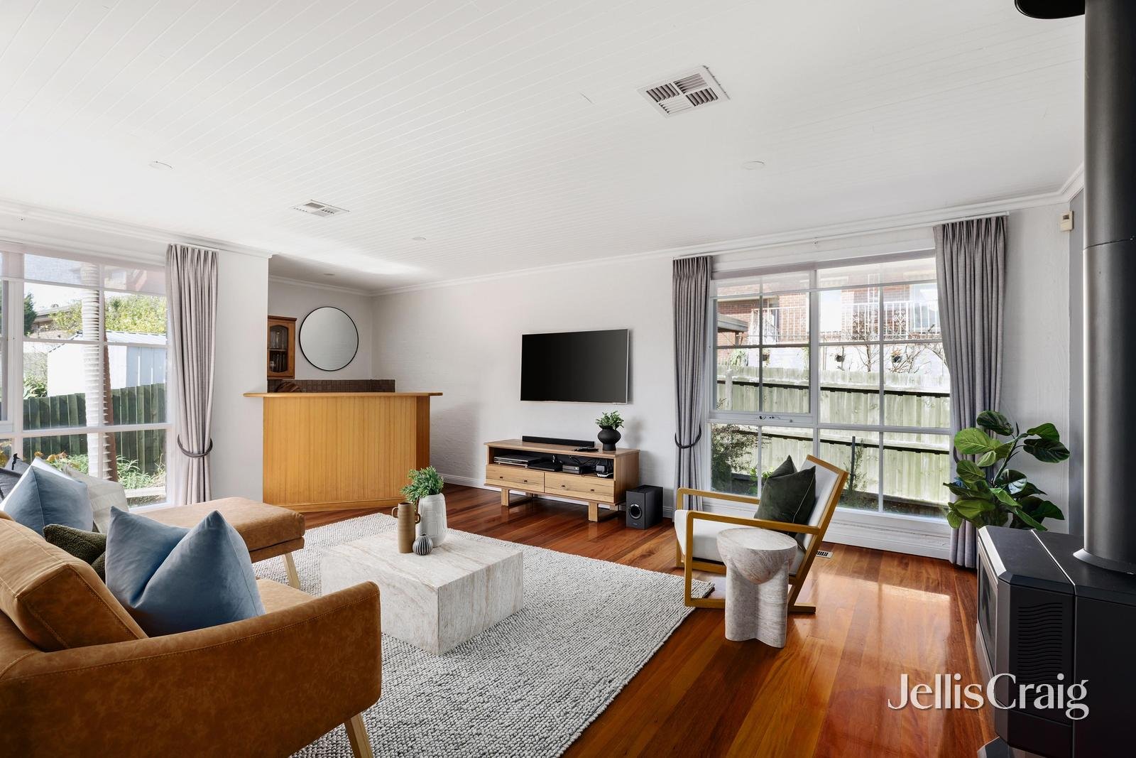26 Robinson Grove, Bulleen image 2