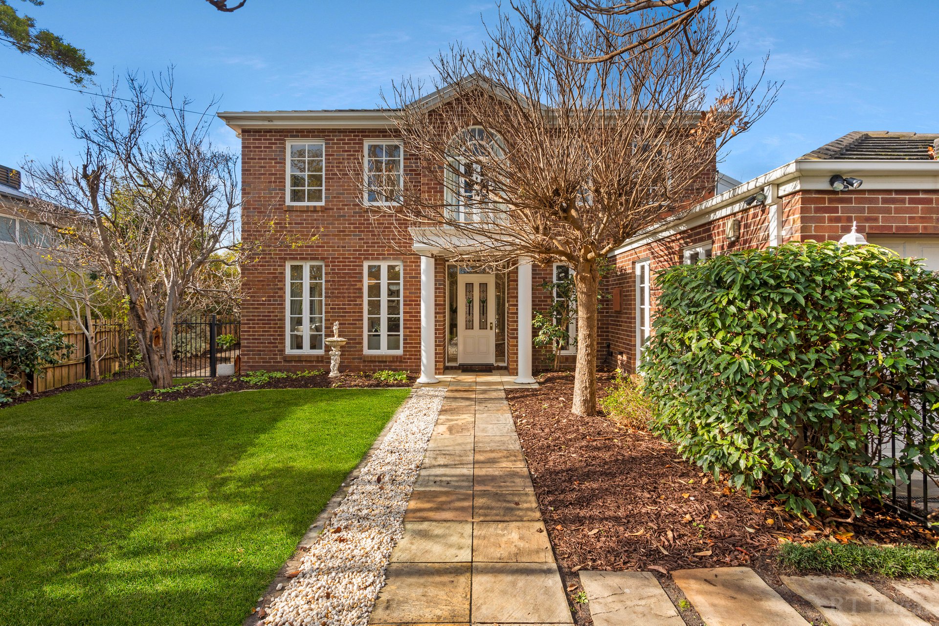 Property Gallery - Main Image