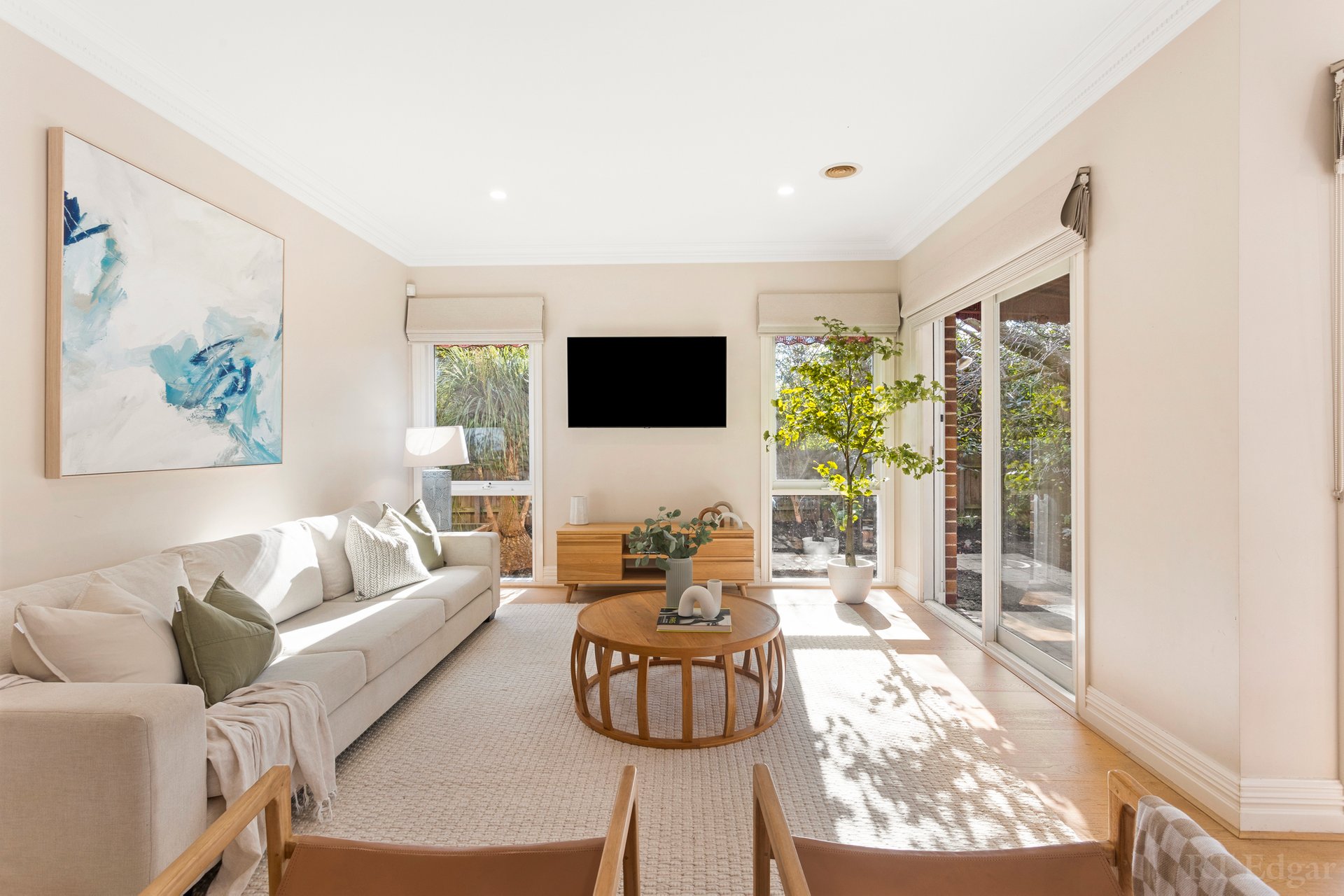 Property Gallery Thumbnail 6
