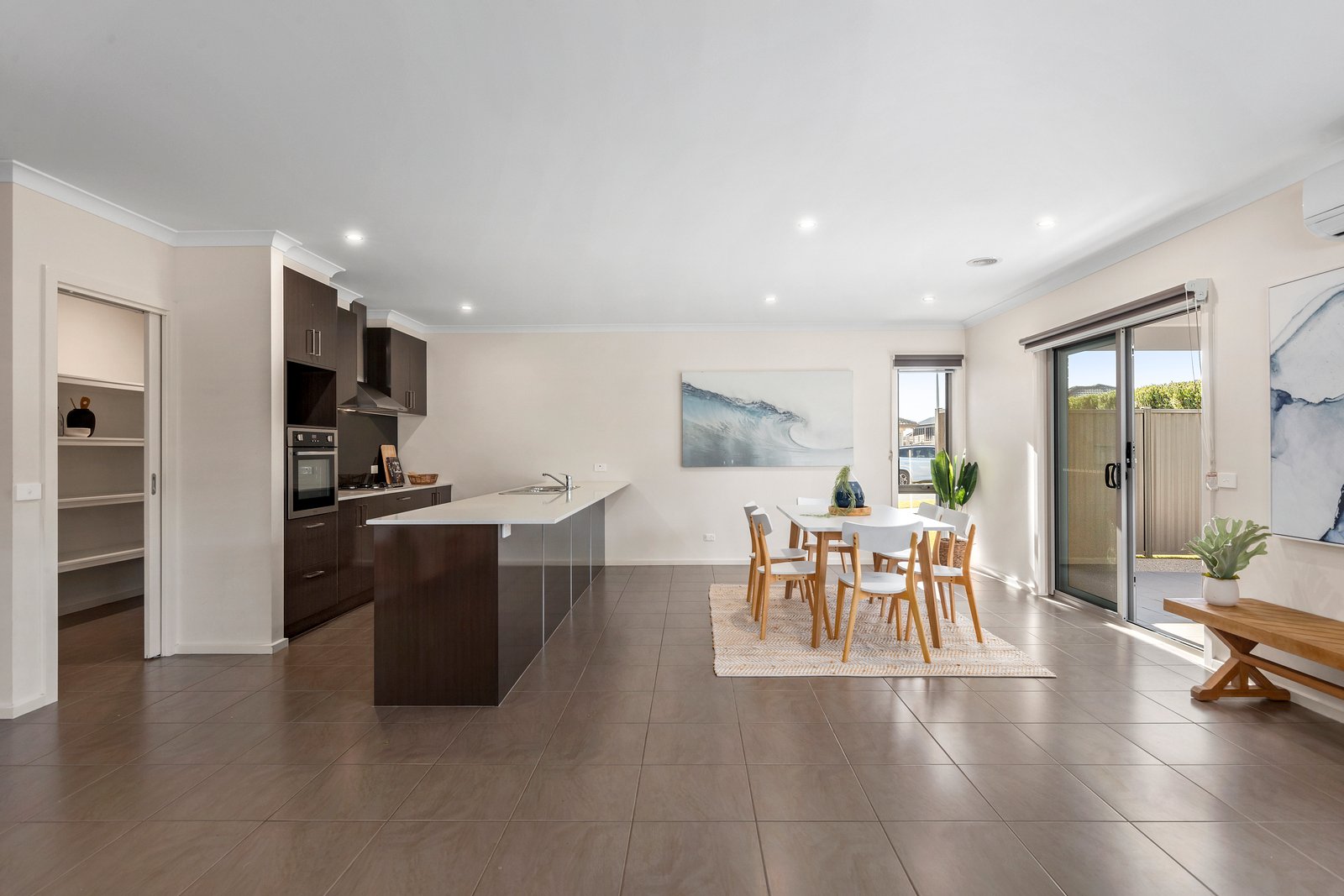 Property Gallery Thumbnail 3
