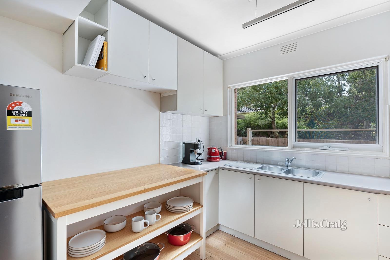 2/6 Russell Street, Nunawading image 5