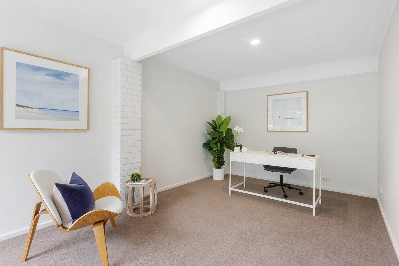 Property Gallery Thumbnail 9