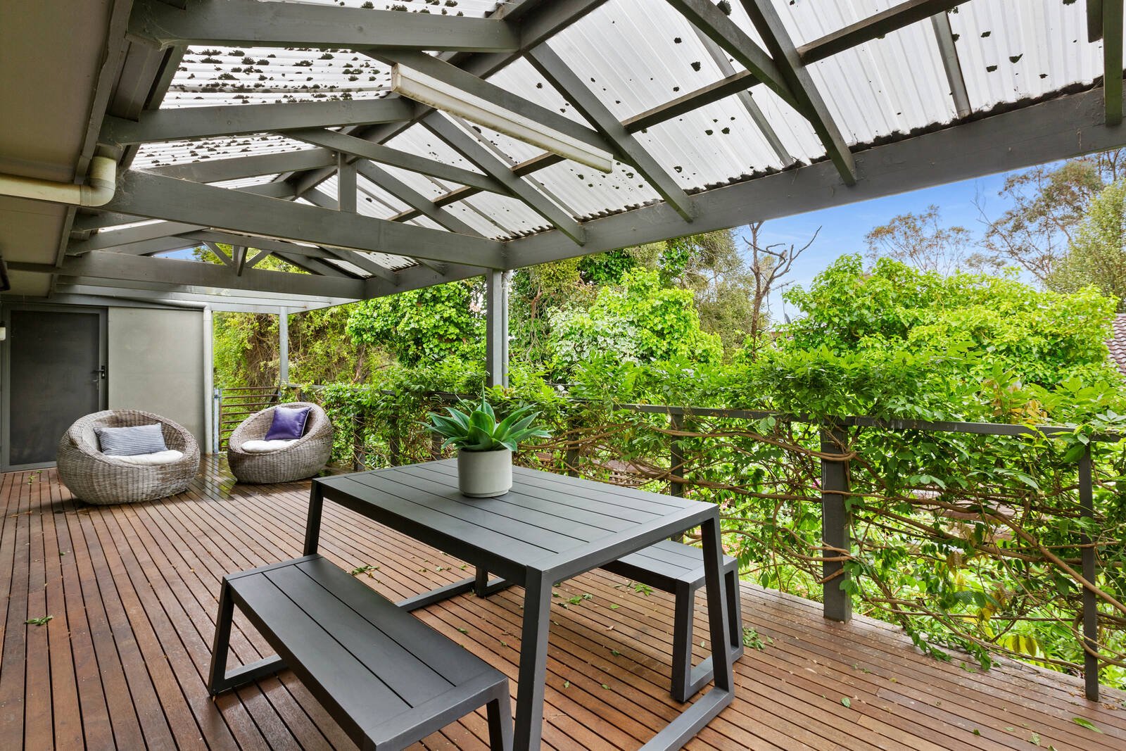 Property Gallery Thumbnail 10
